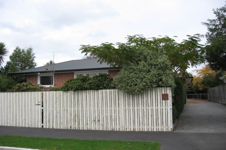 Photo of property in 14 Shearer Avenue, Papanui, Christchurch, 8052