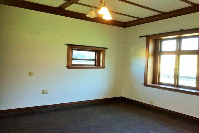 Photo of property in 212 Parkhurst Road, Parakai, 0830