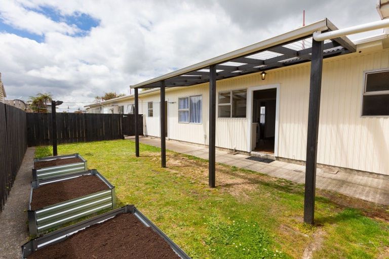 Photo of property in 2/222 High Street, Dannevirke, 4930