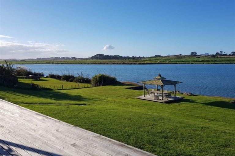 Photo of property in 249 Cove Road, Waipu, 0582