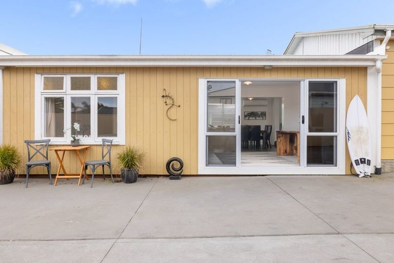 Photo of property in 828b Papamoa Beach Road, Papamoa Beach, Papamoa, 3118