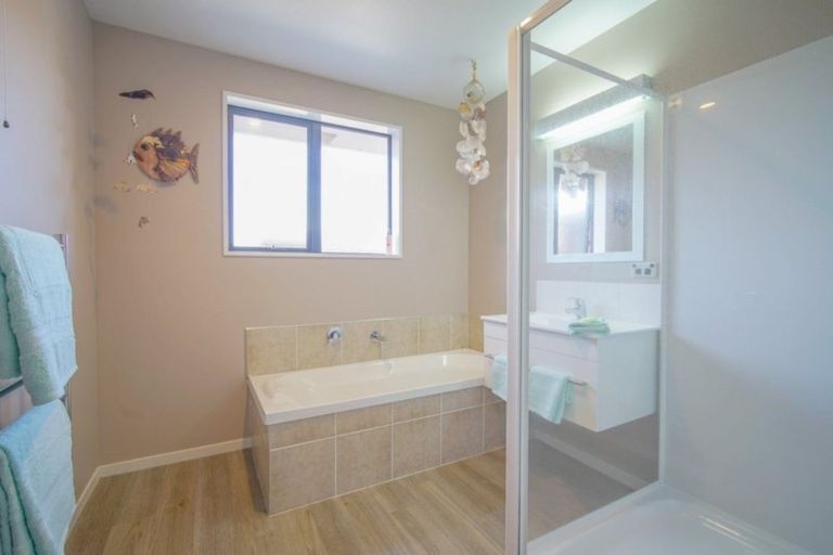 Photo of property in 37c Stonebrook Drive, Rolleston, 7614