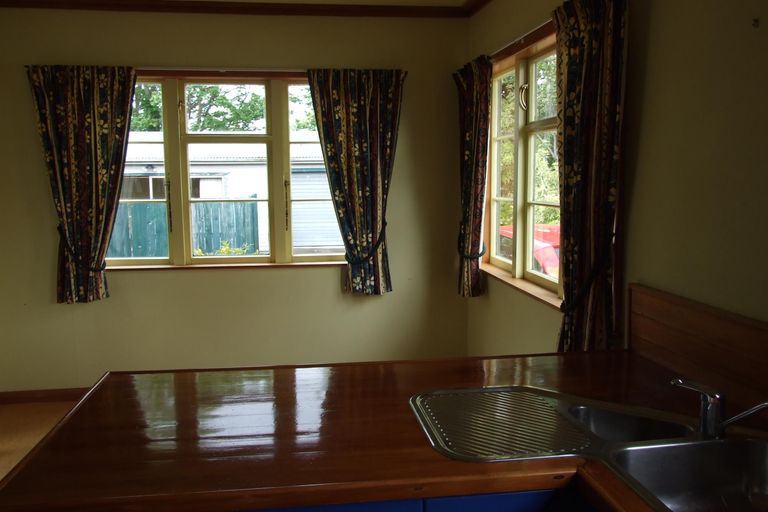 Photo of property in 220 College Street, West End, Palmerston North, 4412
