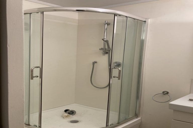 Photo of property in 1/35 Belmont Terrace, Milford, Auckland, 0620