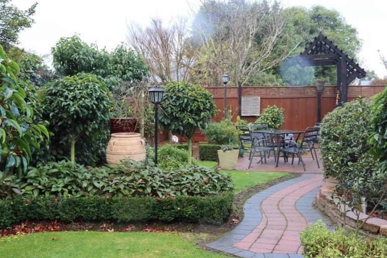 Photo of property in 834 Main North Road, Belfast, Christchurch, 8051