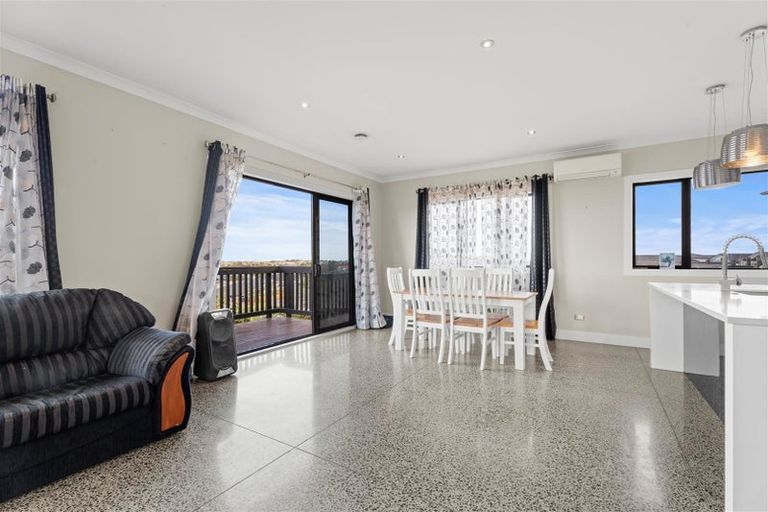 Photo of property in 37 Sylvester Crescent, Flagstaff, Hamilton, 3210