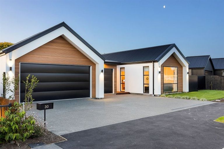 Photo of property in 30 Haughey Drive, Mairehau, Christchurch, 8052