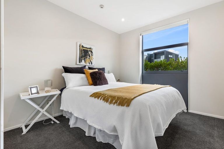 Photo of property in 3/2g Onekiritea Road, Hobsonville, Auckland, 0616