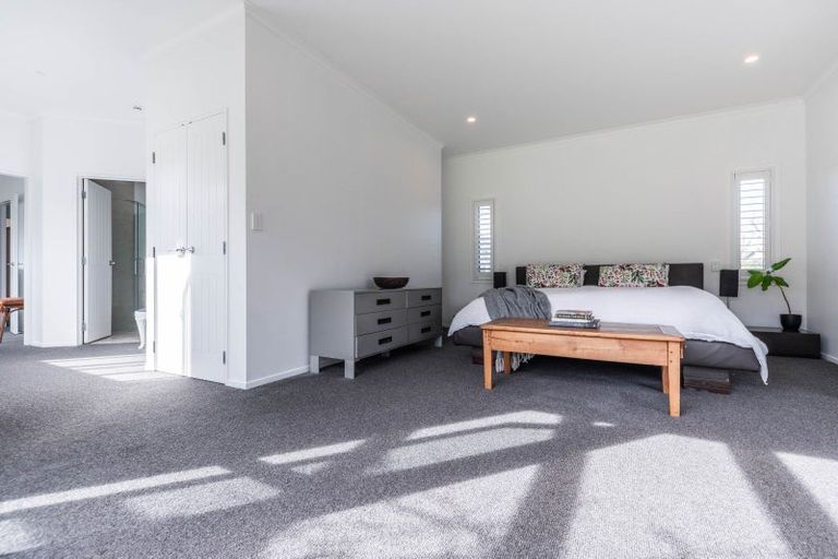 Photo of property in 31 Cowley Drive, Leamington, Cambridge, 3432