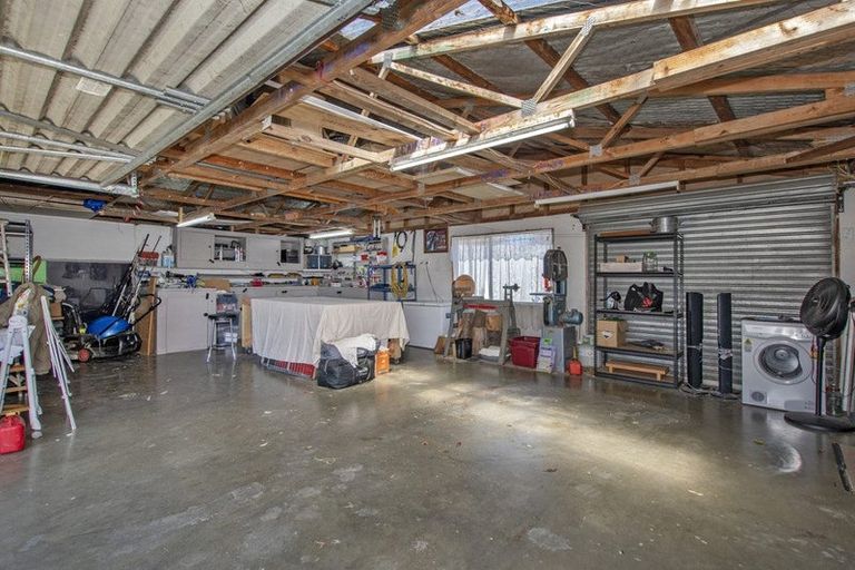 Photo of property in 1 Rerewai Place, Tikipunga, Whangarei, 0112