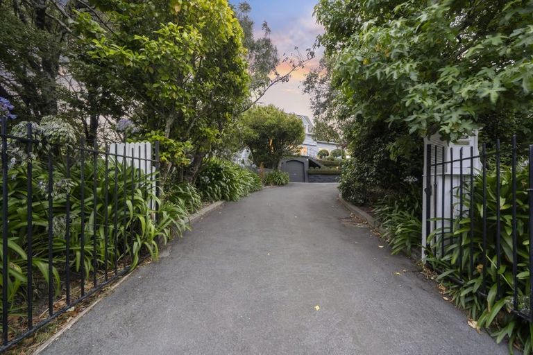 Photo of property in 1 Homewood Avenue, Karori, Wellington, 6012