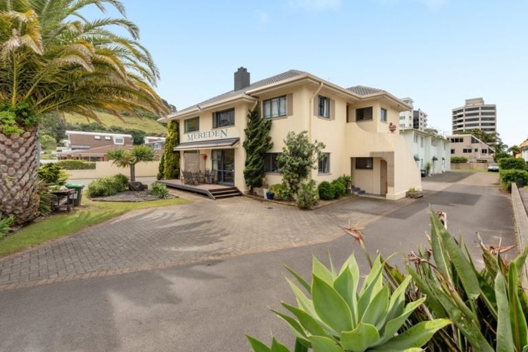 Photo of property in Mt View Flats, 4/6 The Mall, Mount Maunganui, 3116