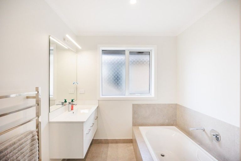 Photo of property in 7 Gibraltar Way, Fitzherbert, Palmerston North, 4410