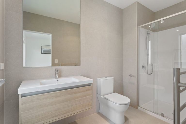 Photo of property in 77 Pepene Avenue, Takanini, Auckland, 2112