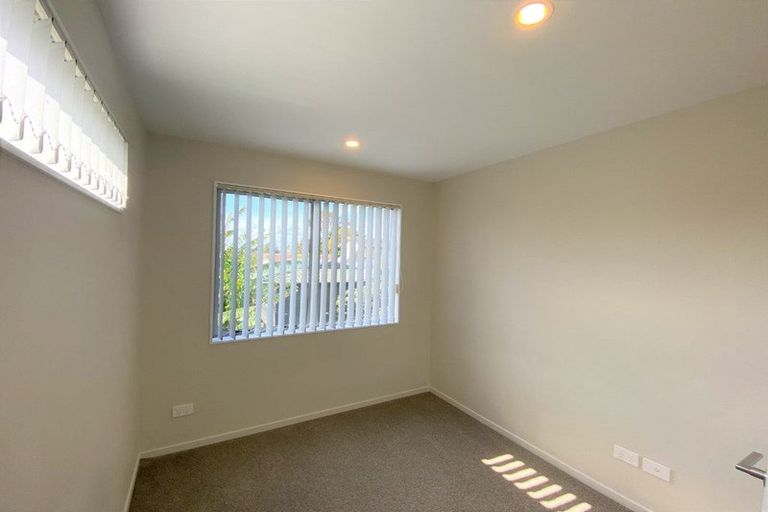Photo of property in 59 Leo Street, Glen Eden, Auckland, 0602