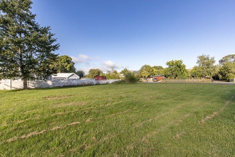 Photo of property in 15 Rochfort Street, Otane, 4202