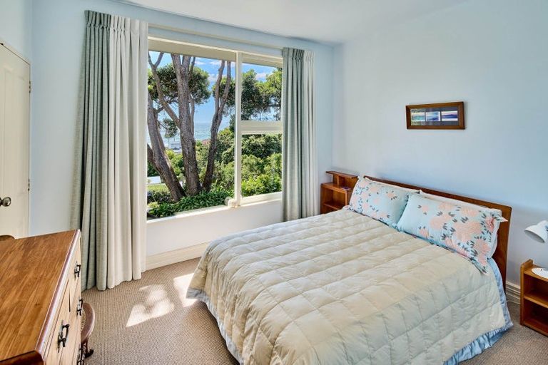 Photo of property in 15 Kainui Road, Raumati South, Paraparaumu, 5032