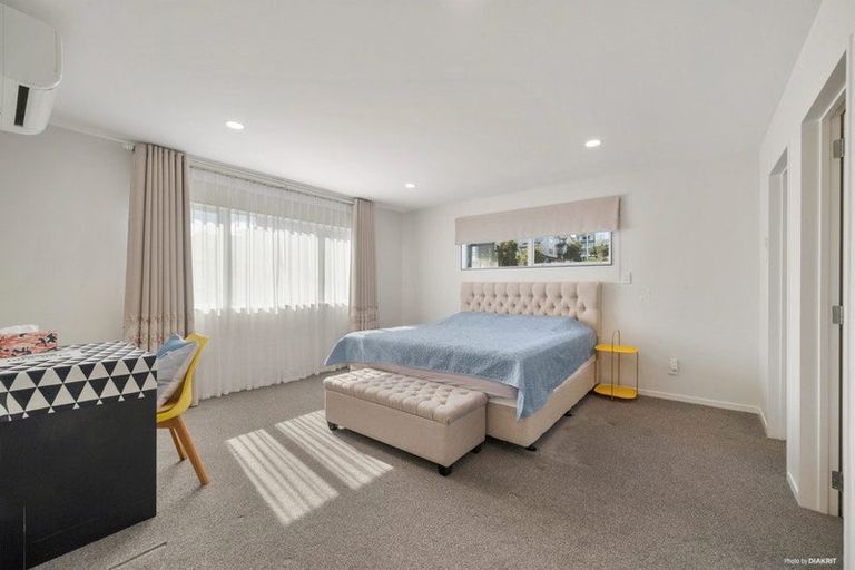 Photo of property in 20 Pennant Street, Long Bay, Auckland, 0630