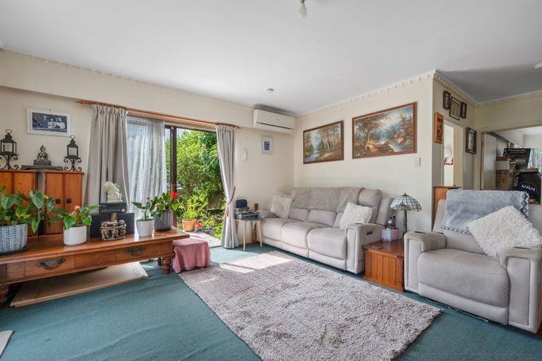 Photo of property in 130a Awaroa Road, Helensville, 0800