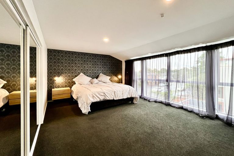 Photo of property in 1/86 Springfield Road, St Albans, Christchurch, 8014