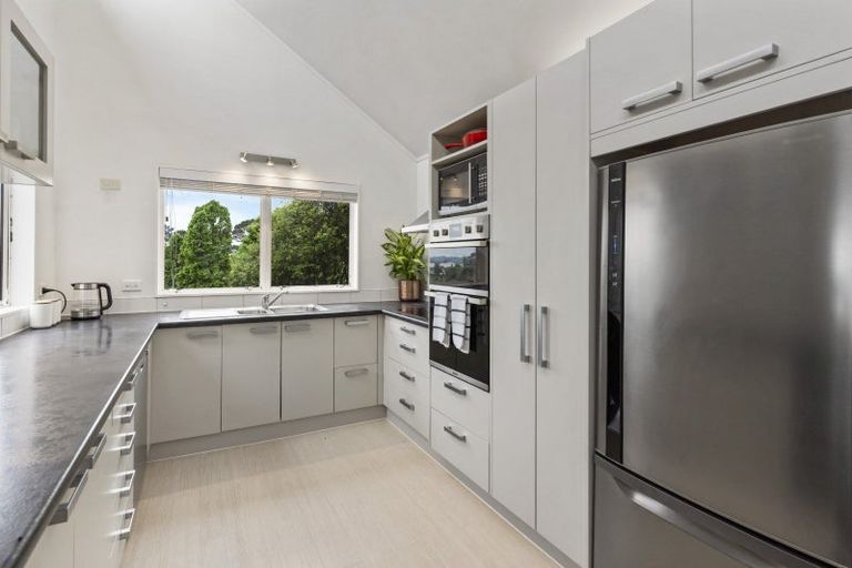 Photo of property in 36 Telstar Place, Beach Haven, Auckland, 0626