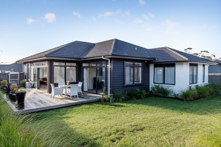 Photo of property in 13 Pitsaw Lane, Silverdale, 0932