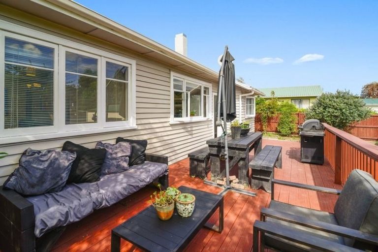 Photo of property in 8 Neil Road, Fairy Springs, Rotorua, 3015