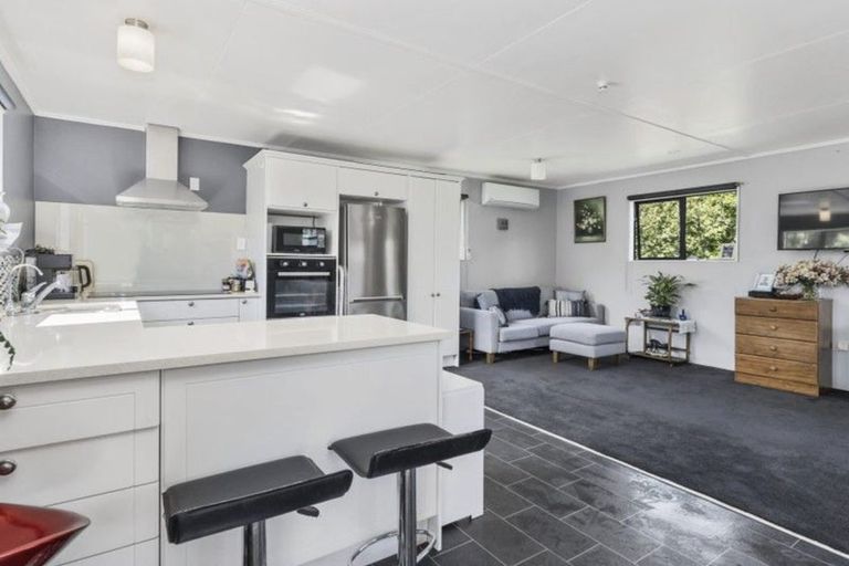 Photo of property in 13 Station Street, Woodville, 4920