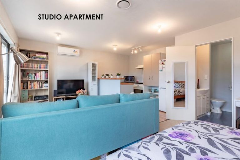 Photo of property in 47 Hawtrey Terrace, Churton Park, Wellington, 6037