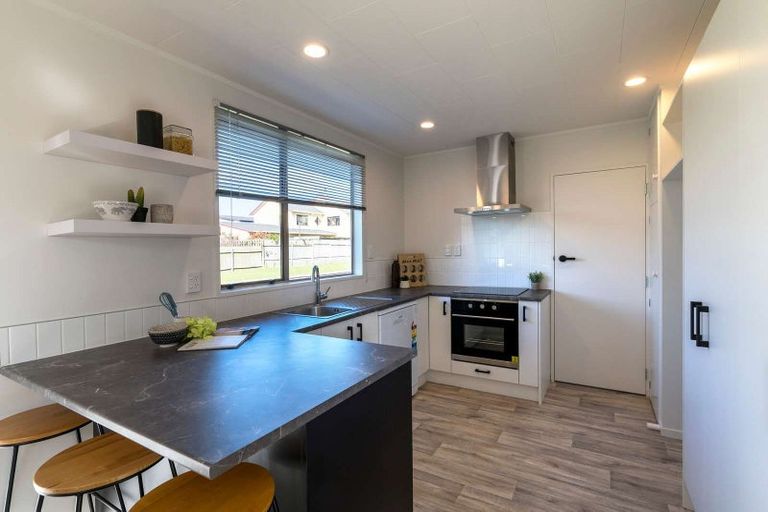 Photo of property in 46 Martin Road, Paraparaumu Beach, Paraparaumu, 5032