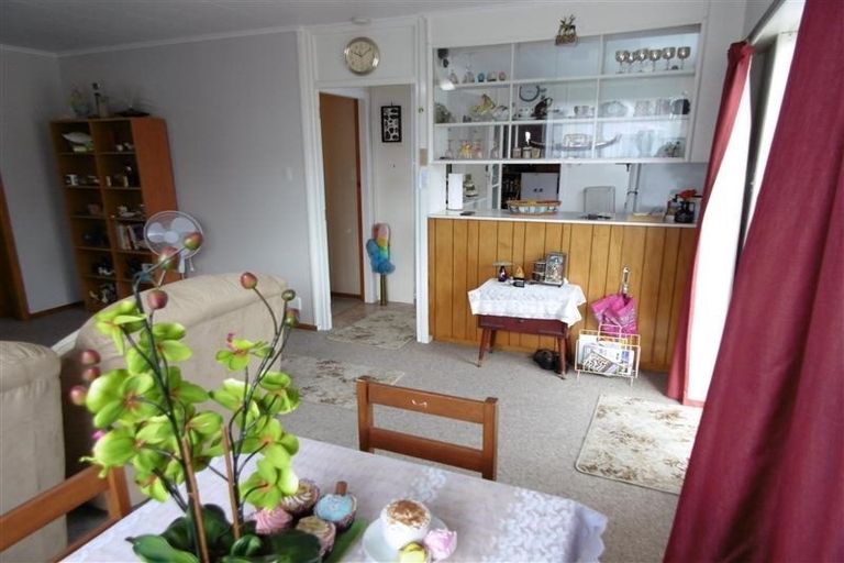 Photo of property in 42b Sackville Street, Fitzroy, New Plymouth, 4312