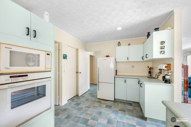 Photo of property in 31 Tyndall Street, Waiwhetu, Lower Hutt, 5010