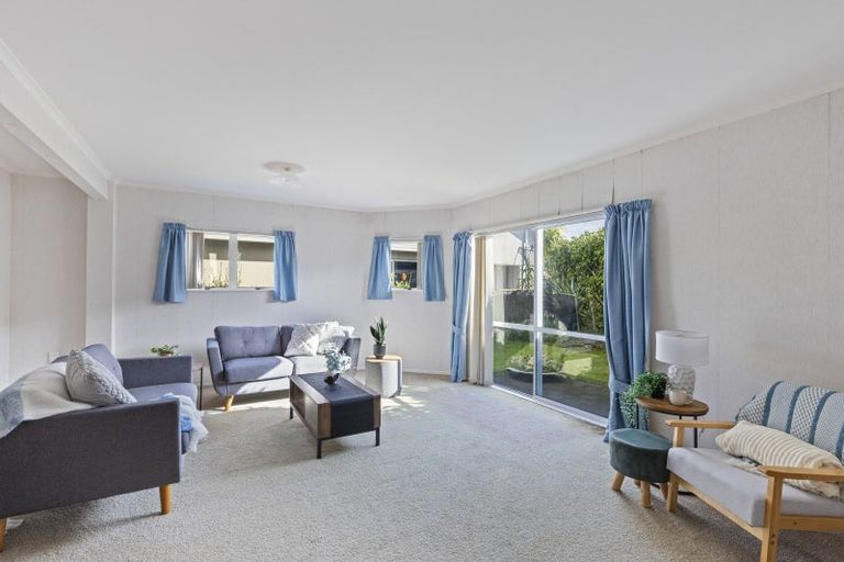 Photo of property in 1/13 Chatswood Grove, Fitzroy, New Plymouth, 4312