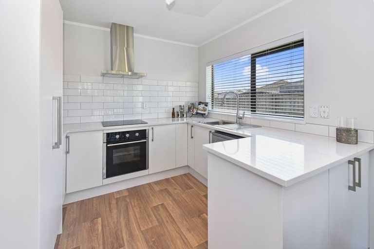 Photo of property in 8 Colt Place, Randwick Park, Auckland, 2105