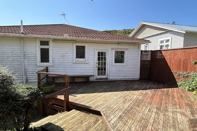 Photo of property in 28 Burrows Avenue, Karori, Wellington, 6012