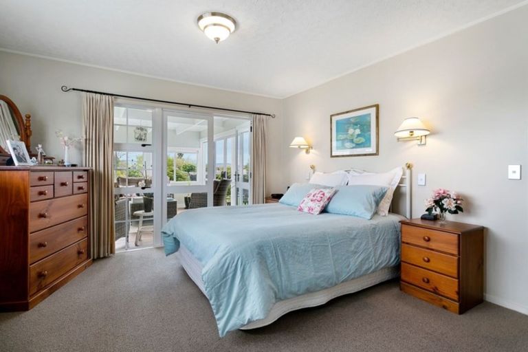 Photo of property in 5 Grace Crescent, Richmond Heights, Taupo, 3330