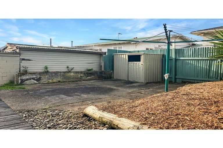 Photo of property in 2b Kawatiri Avenue, Gonville, Whanganui, 4501