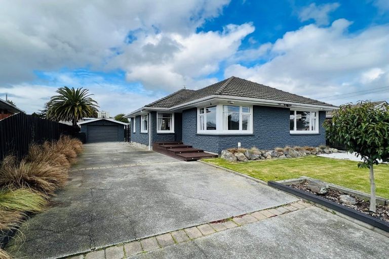 Photo of property in 97 Kendal Avenue, Burnside, Christchurch, 8053
