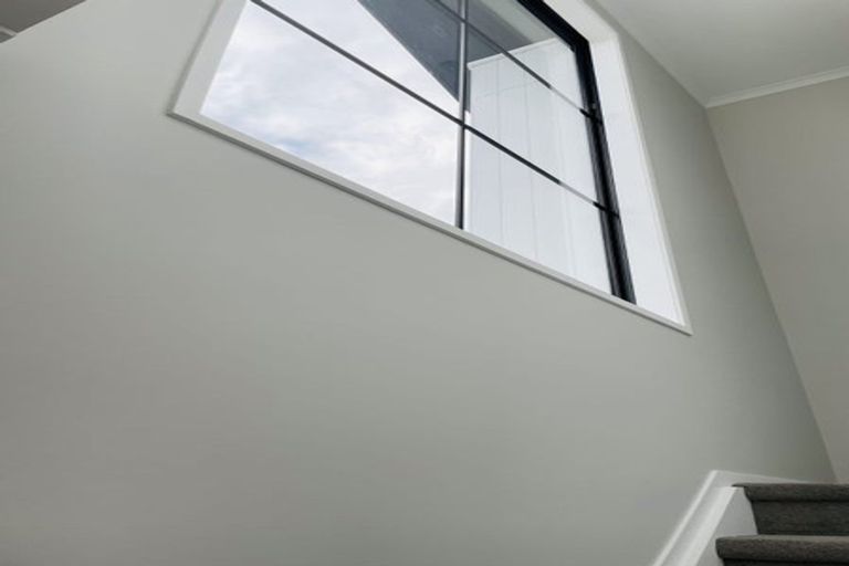 Photo of property in 3 Awakeri Street, Kumeu, 0810