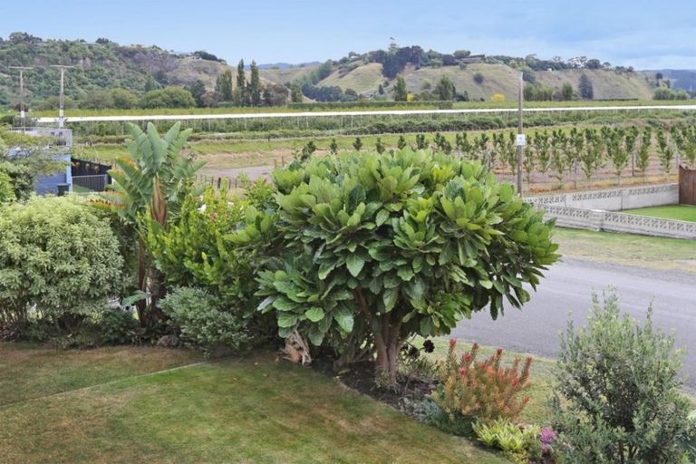 Photo of property in 2 Thurley Place, Bay View, Napier, 4104