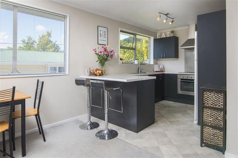 Photo of property in 51 Hampden Street, Picton, 7220