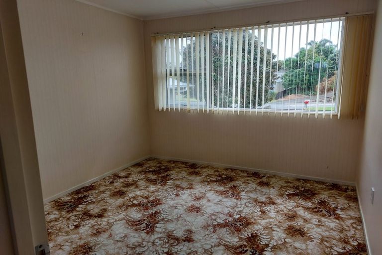 Photo of property in 14 Curlew Place, One Tree Point, 0118