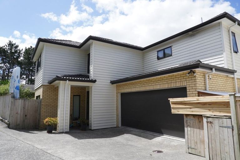 Photo of property in 20 Eastwood Rise, Browns Bay, Auckland, 0630