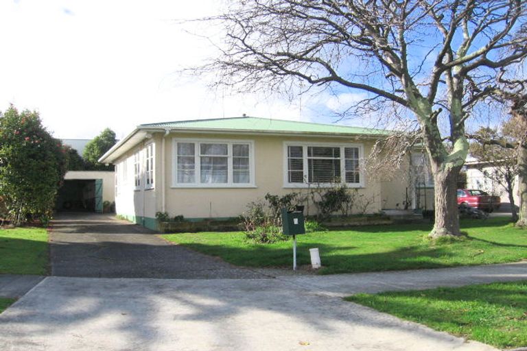 Photo of property in 8 Tawa Street, Palmerston North, 4414