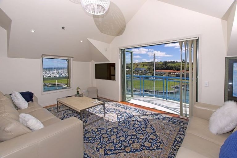 Photo of property in 78 Harbour Village Drive, Gulf Harbour, Whangaparaoa, 0930