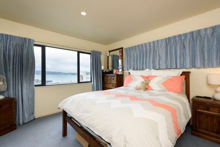 Photo of property in 54 Sar Street, Pipitea, Wellington, 6012