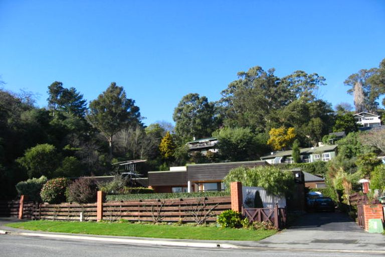 Photo of property in 2/31 Crichton Terrace, Cashmere, Christchurch, 8022