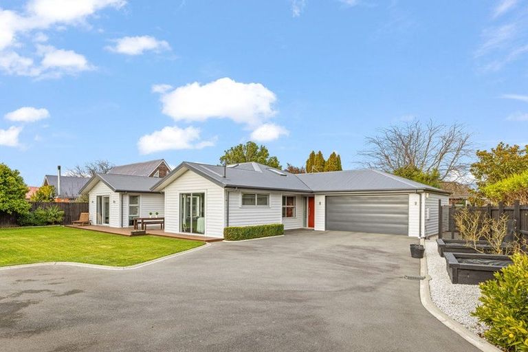 Photo of property in 14 Wallace Street, Bryndwr, Christchurch, 8053