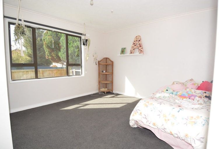 Photo of property in 249 Princes Street, Strathern, Invercargill, 9812