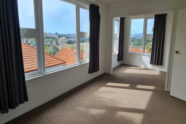 Photo of property in 44 Exmouth Road, Northcote, Auckland, 0627